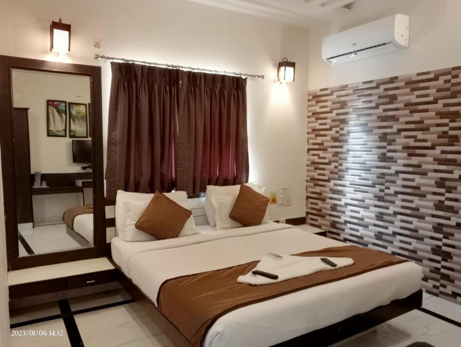 Hotel Saikripa Imperial Daman Exterior photo