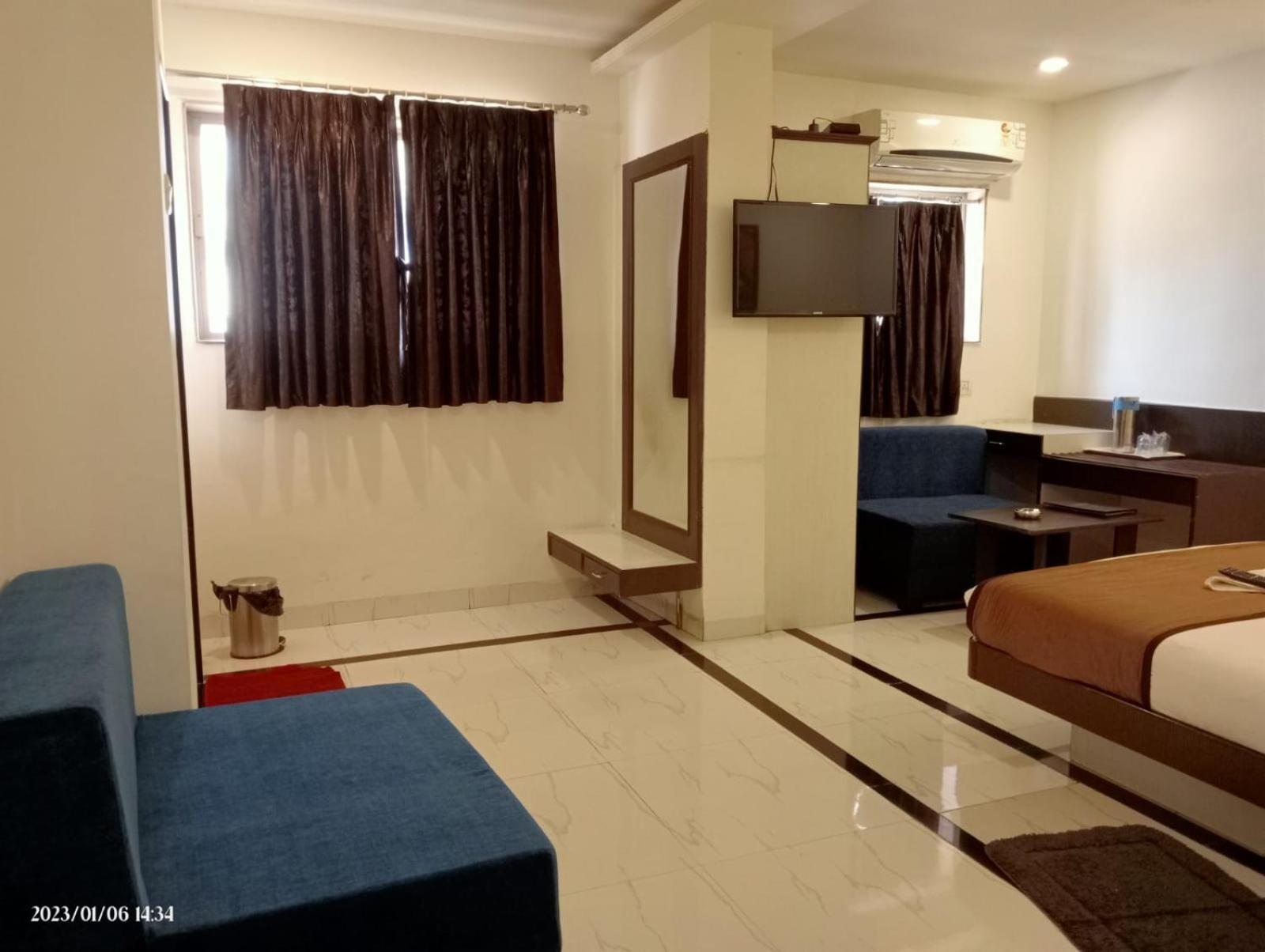 Hotel Saikripa Imperial Daman Exterior photo